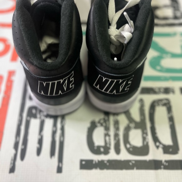 Sz Various AIR NIKE TRAINERS BLACK & WHITE - Picture 6 of 7